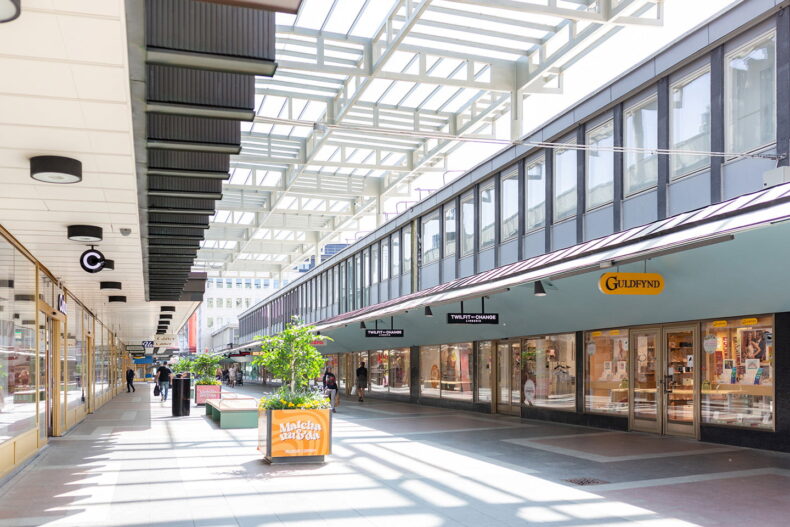 Närliggande Vällingby Centrum