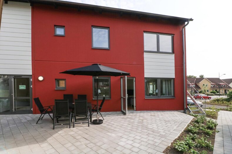 Boendets stenlagda uteplats