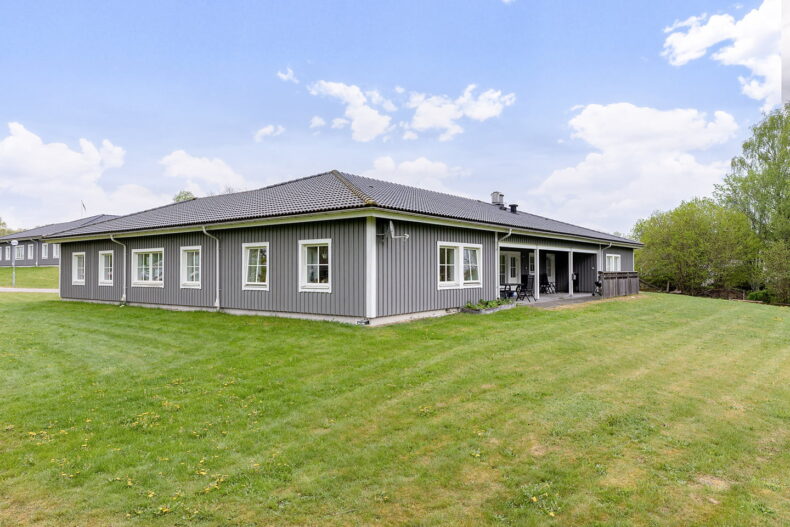 Grå fasad Smedjevägen 28A