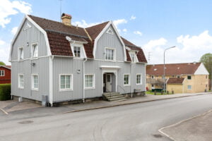 Smedjevägen 6 och 8 (fd Petters)